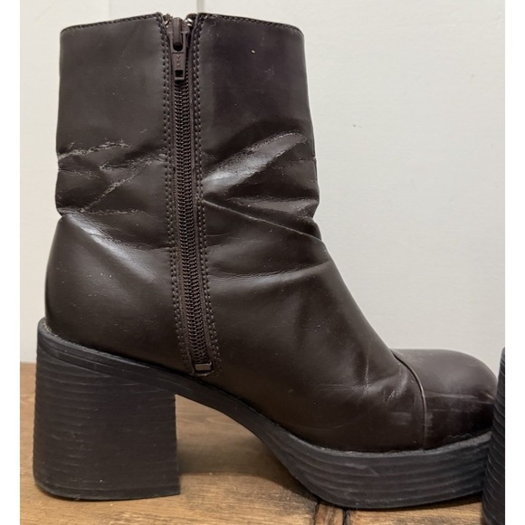 Vintage 90s/Y2k Mudd Lennox Brown Chunky Platform Bratz Goth  Ankle Boots 6.5 - Picture 3 of 16